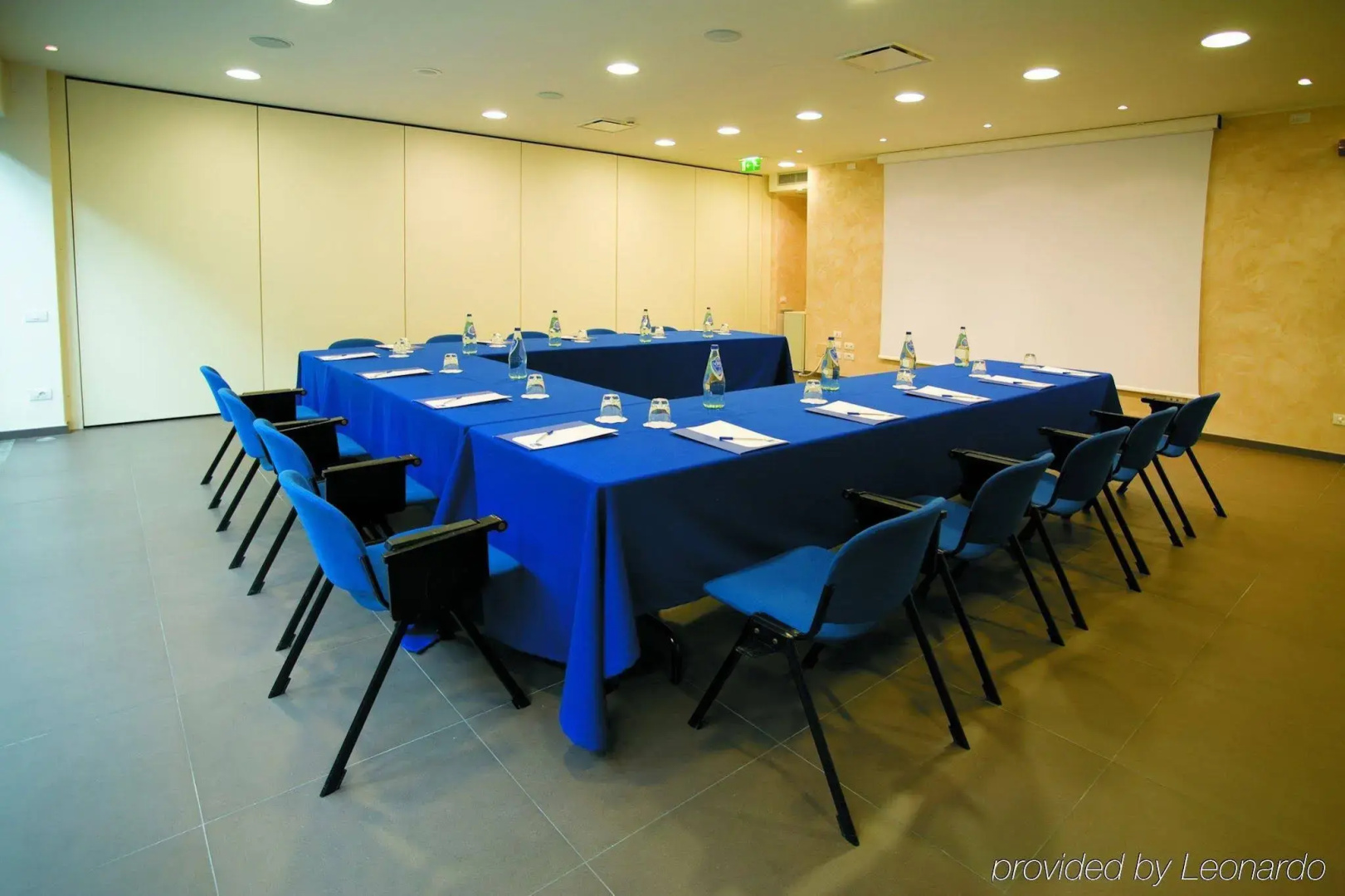 Photo - Hotel Cube