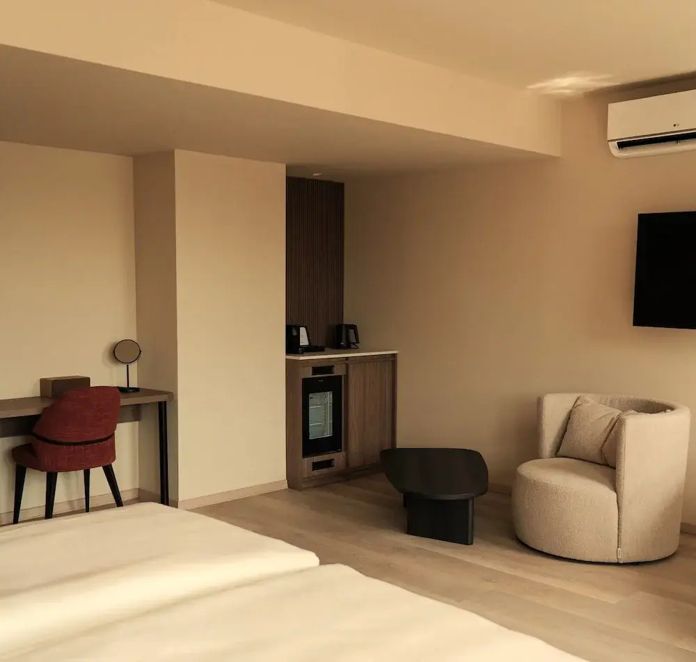 Photo - House of Ble