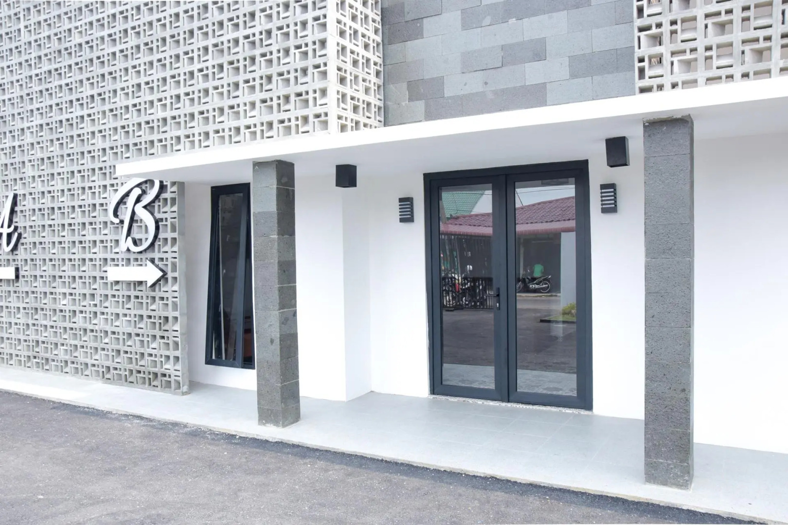 Photo - RedDoorz Plus near UNIMED Medan