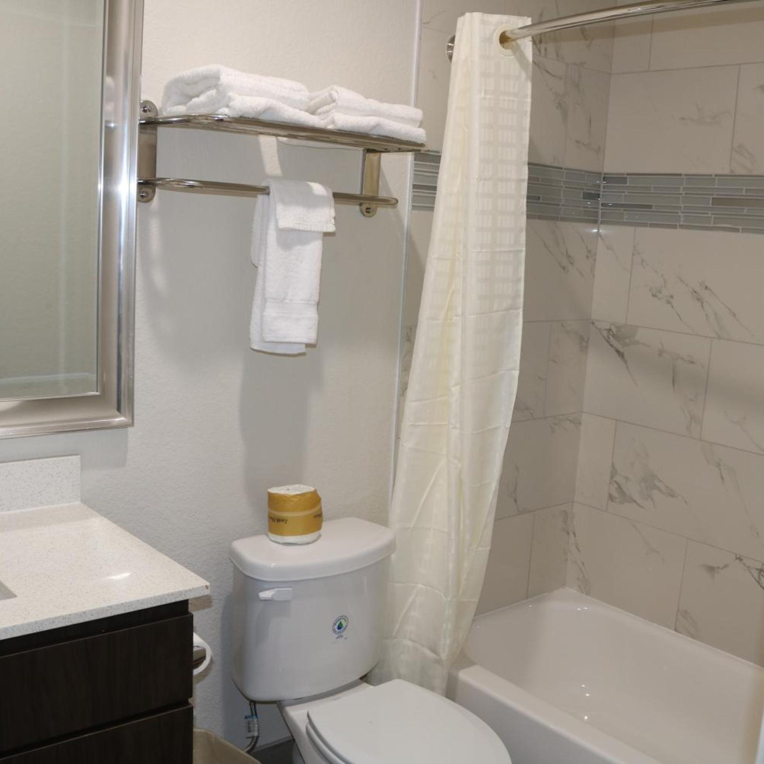 Foto - Scottish Inn & Suites - IAH Airport