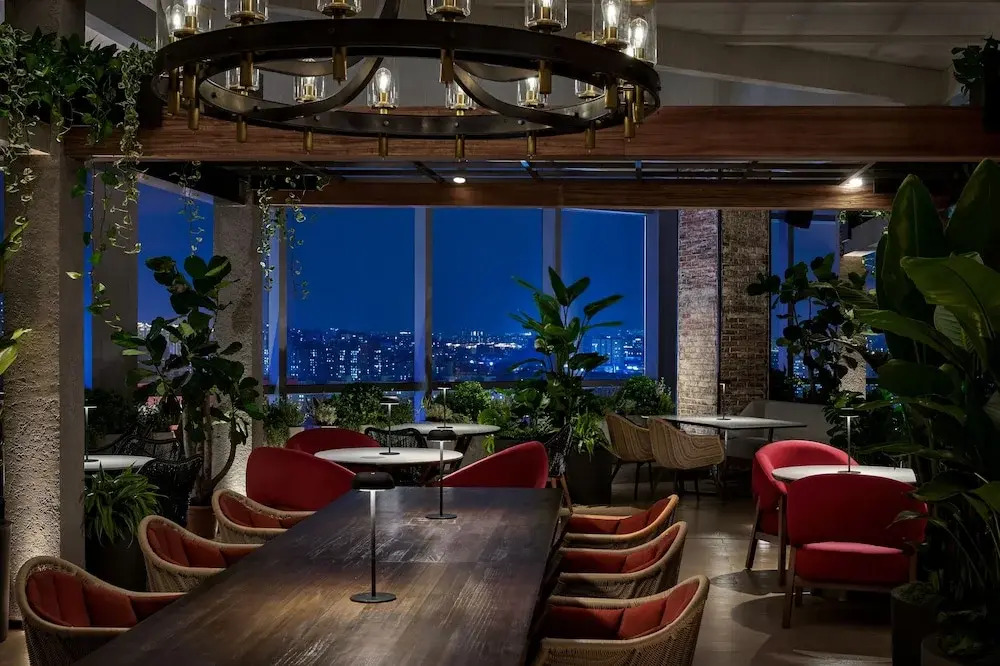 Photo - Thompson Shanghai Expo