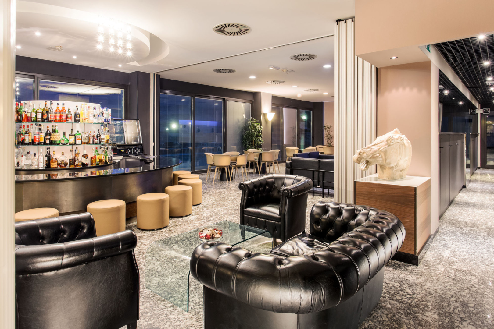 Photo - Waldorf Palace Hotel