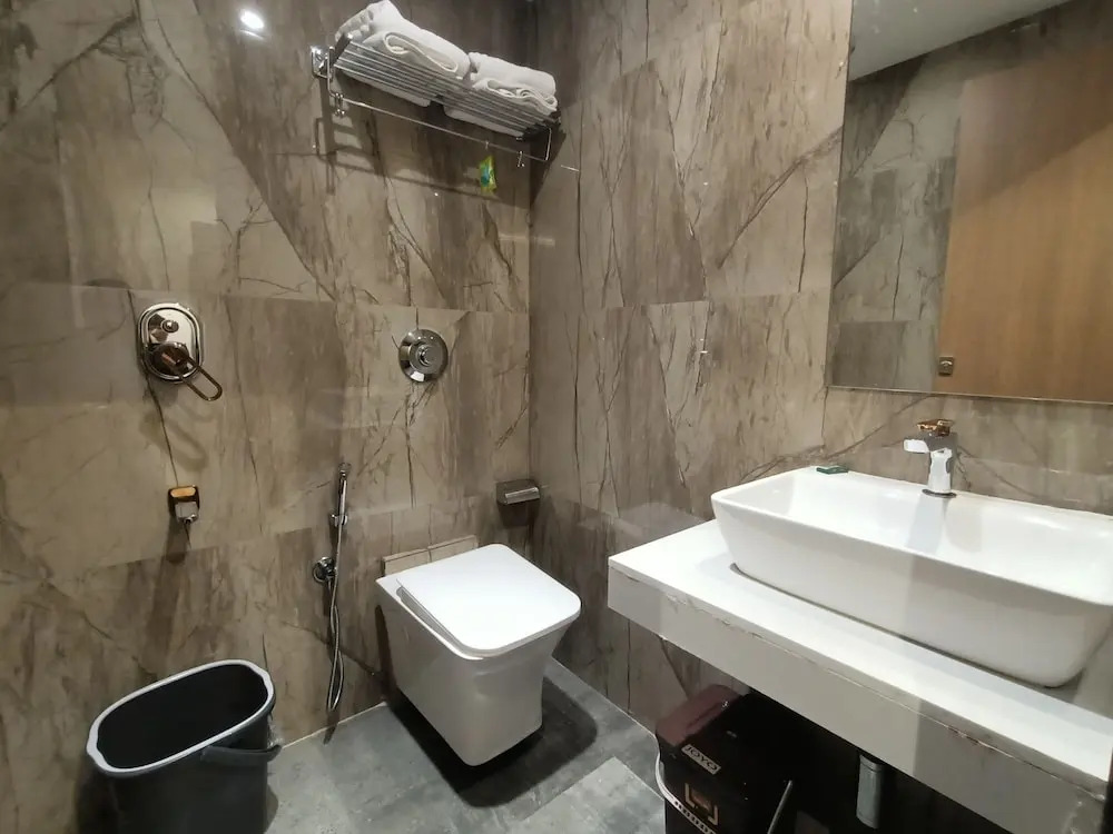 Foto - Hotel Beverly Palace Santacruz - Near BKC - Mumbai Airport T1