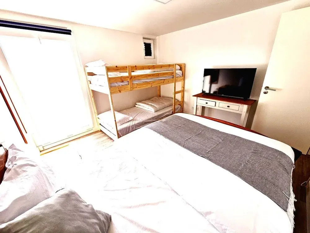 Photo - Peers Guest House