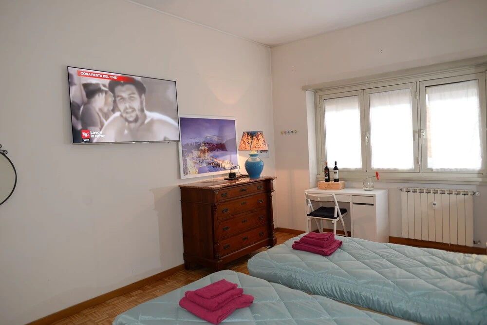 Photo - Room in Guest Room - Welcome to our Establishment We Will be Happy to Welcome you