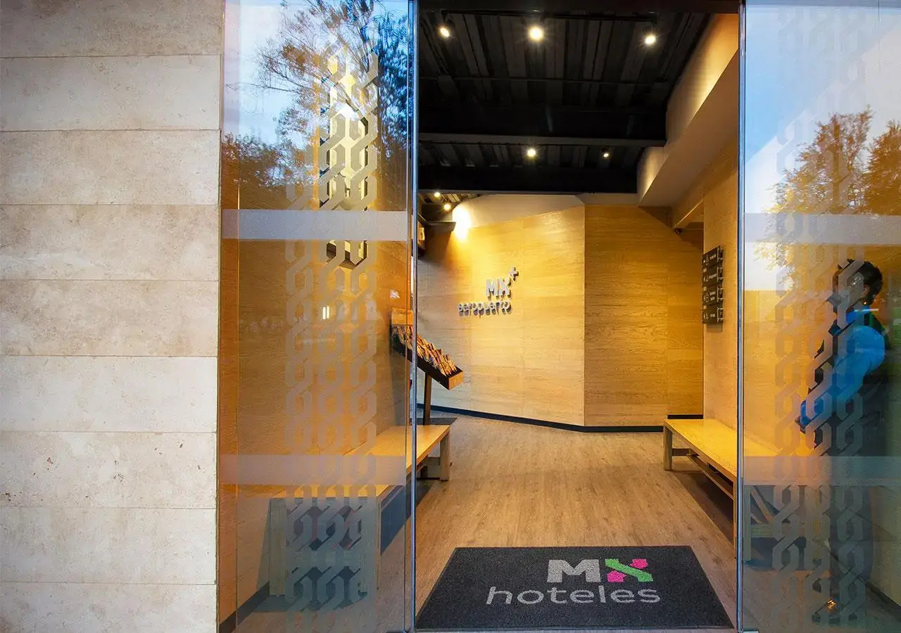 Photo - Hotel MX aeropuerto CDMX, Trademark Collection by Wyndham