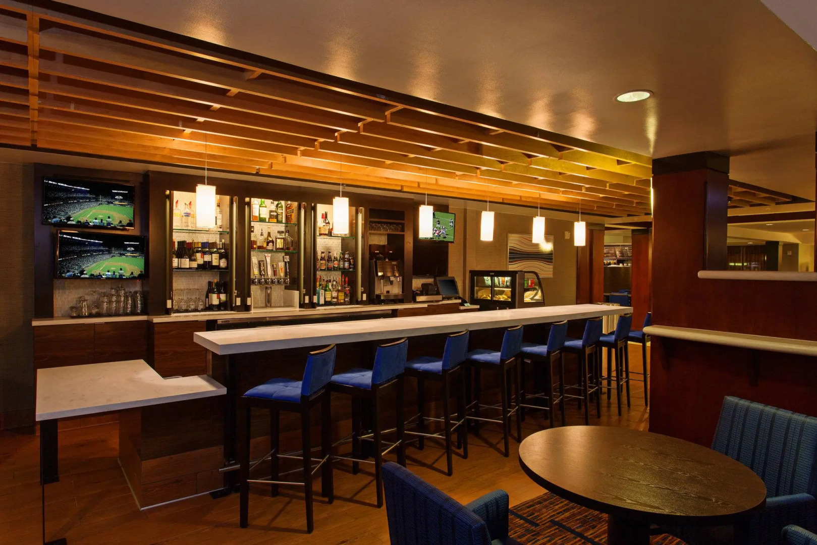 Photo - Courtyard by Marriott San Diego Central