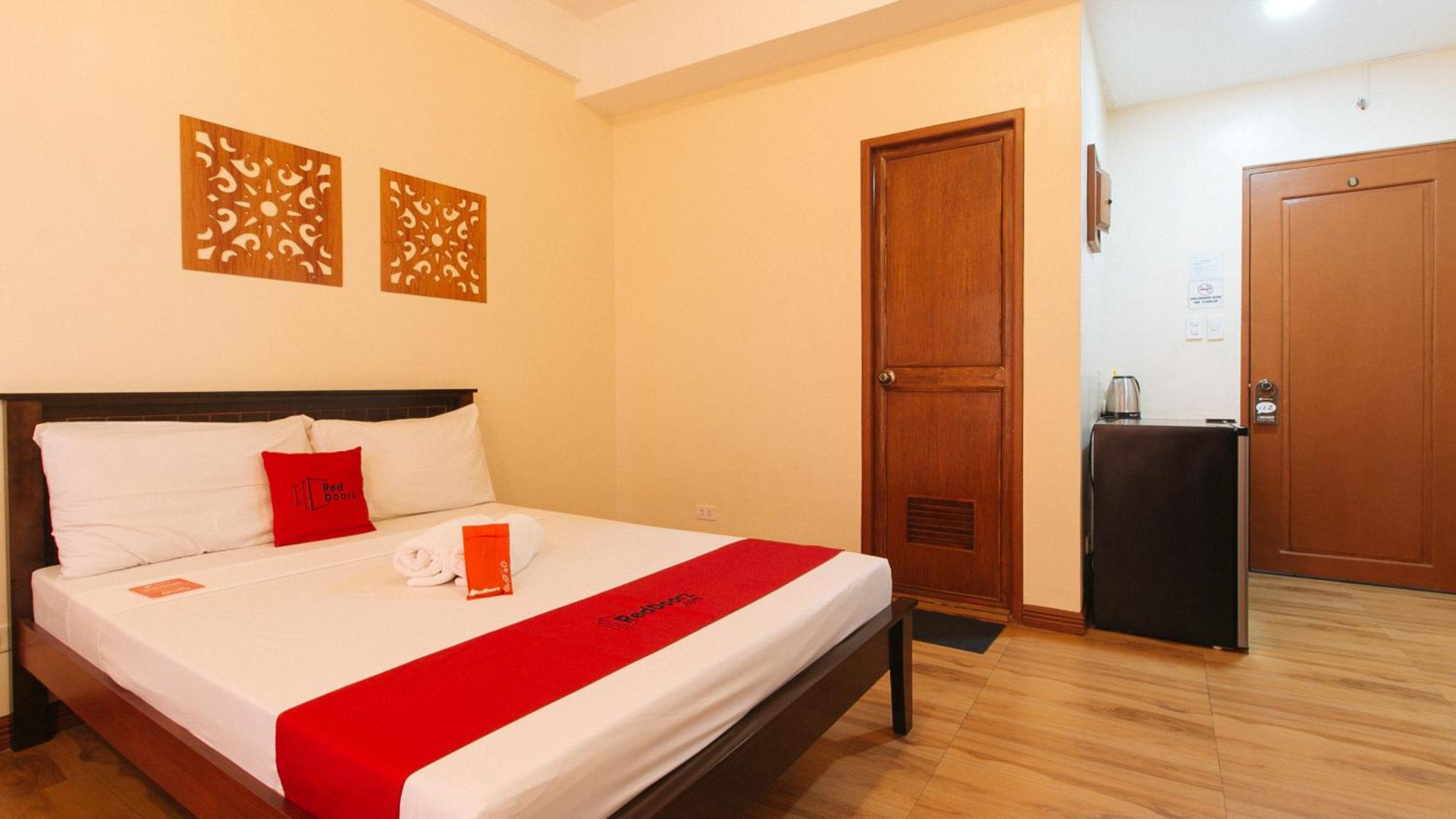 Foto - RedDoorz Plus near Johnson and Johnson Paranaque
