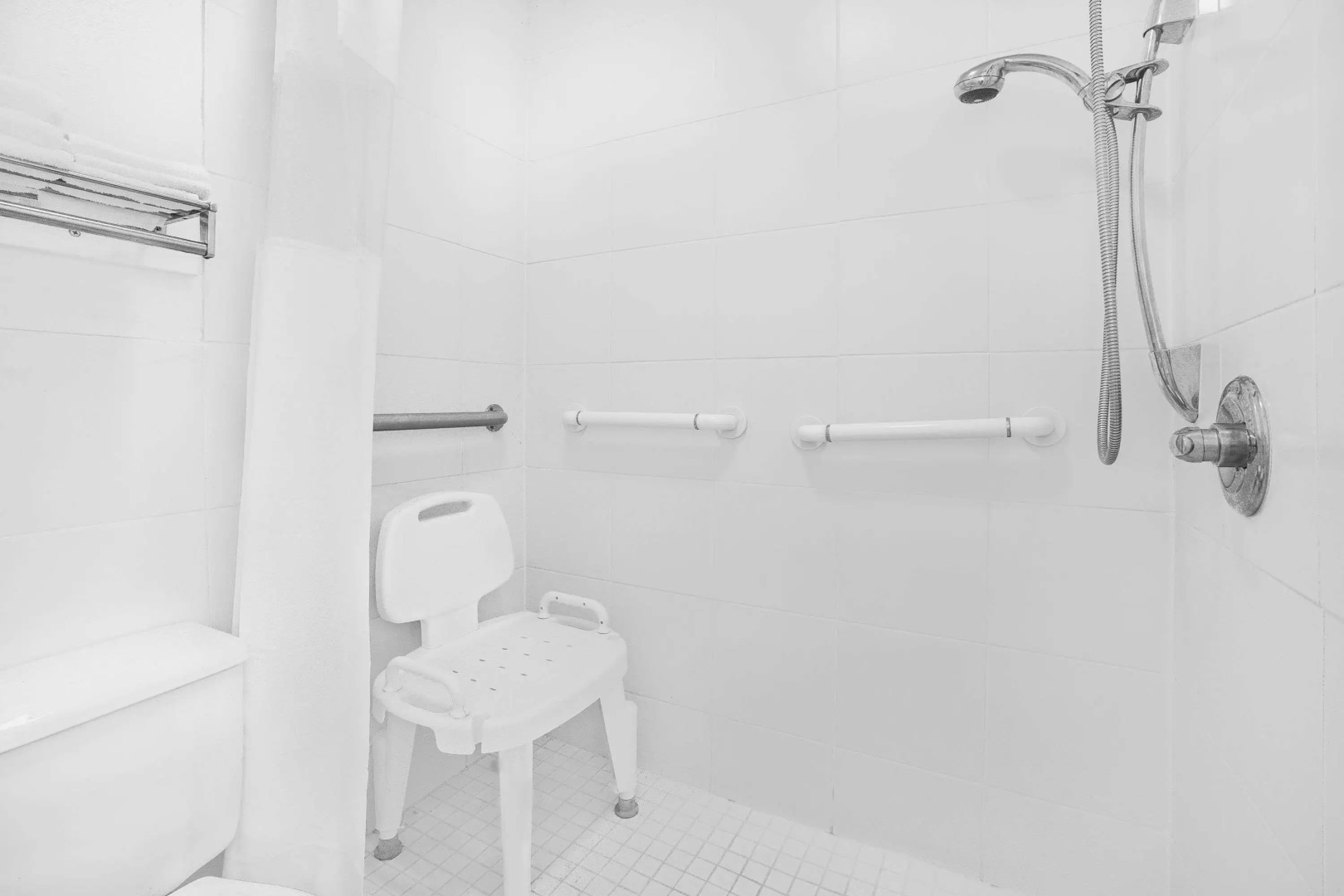 Photo - Days Inn by Wyndham Market Center Dallas Love Field