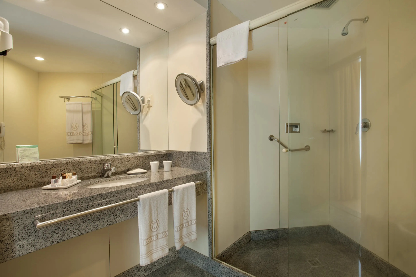 Foto - Windsor Asturias Hotel