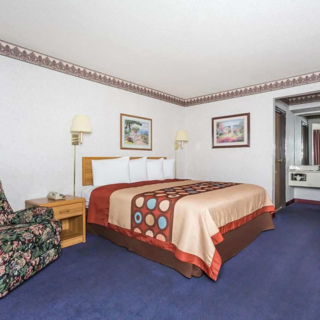 Photo - Days Inn by Wyndham Phoenix West