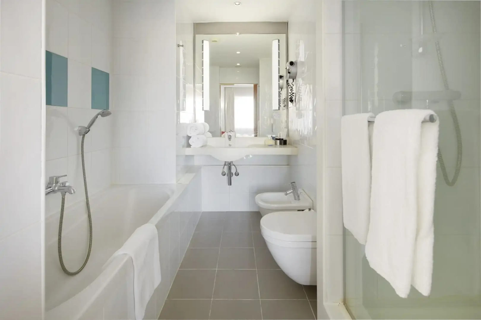 Photo - Hotel Puerta de Bilbao