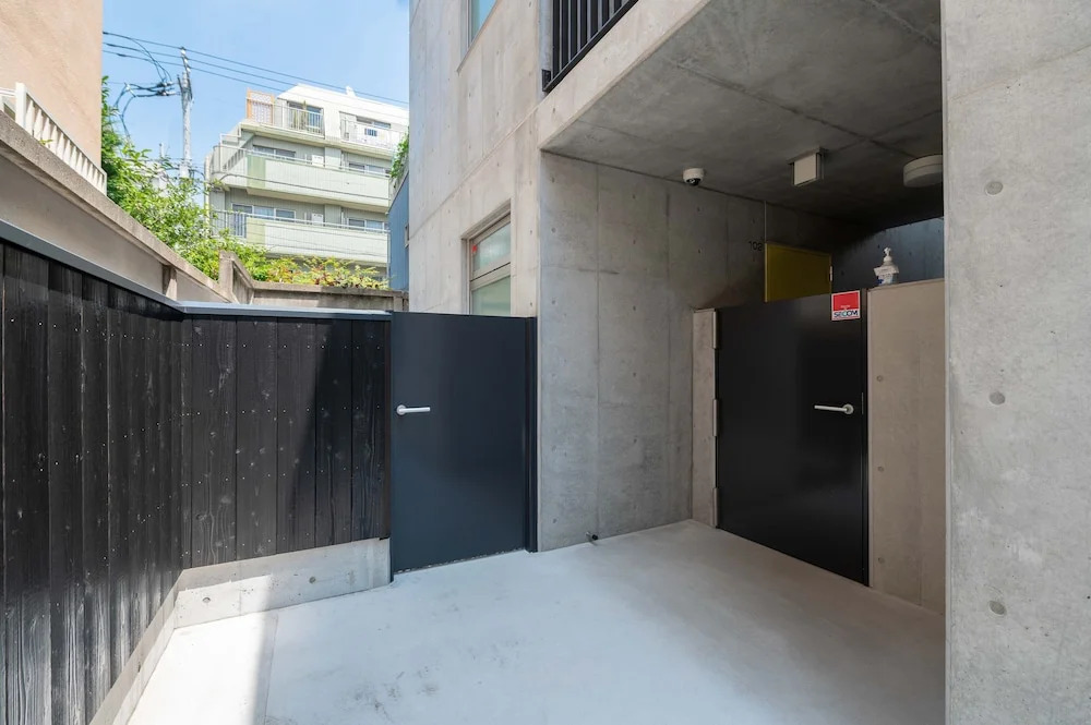 Photo - bmj Hyakunincho