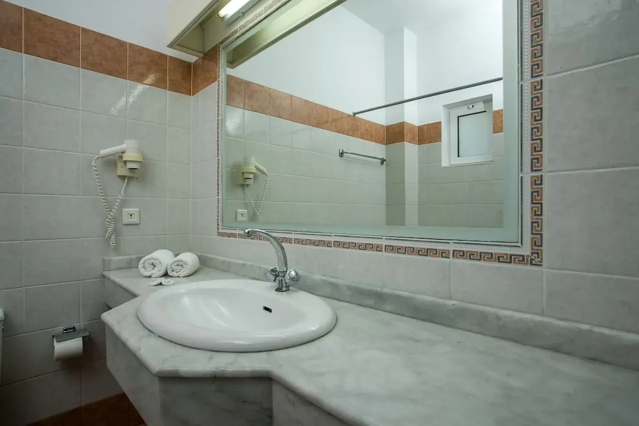 Photo - Lambis Studios & Apartments