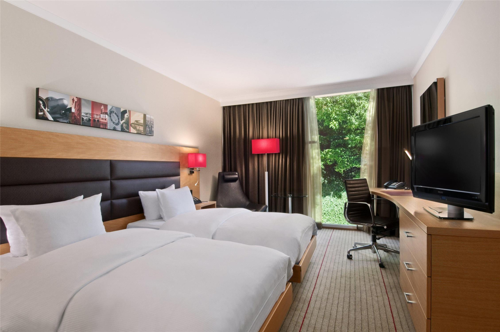 Photo - Hilton Zurich Airport