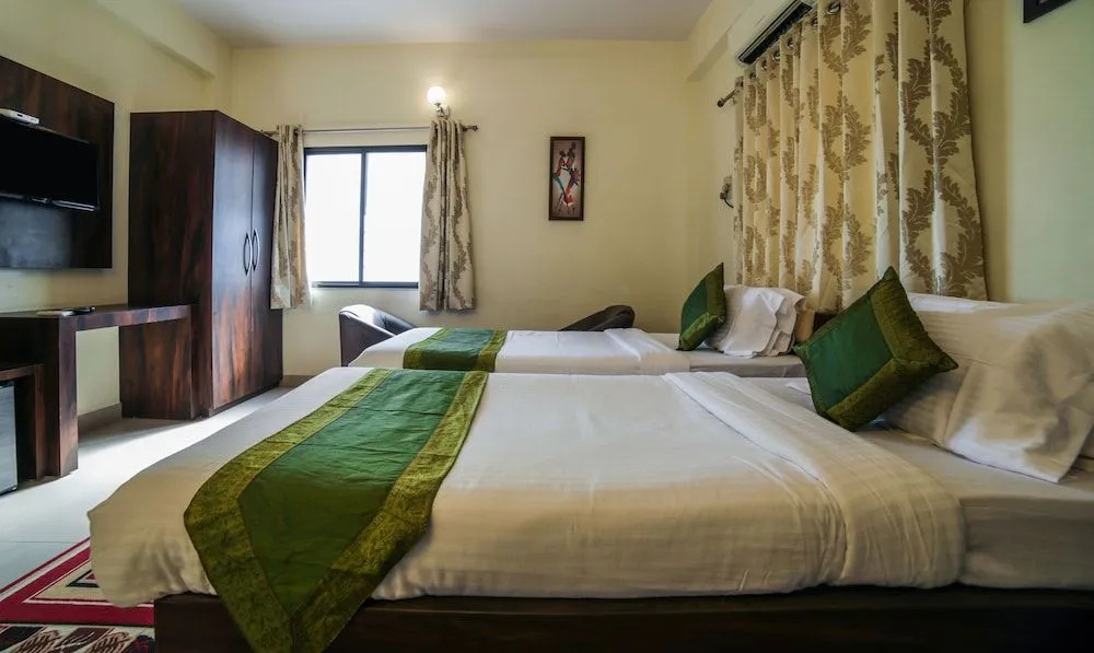 Photo - Treebo Ivory House
