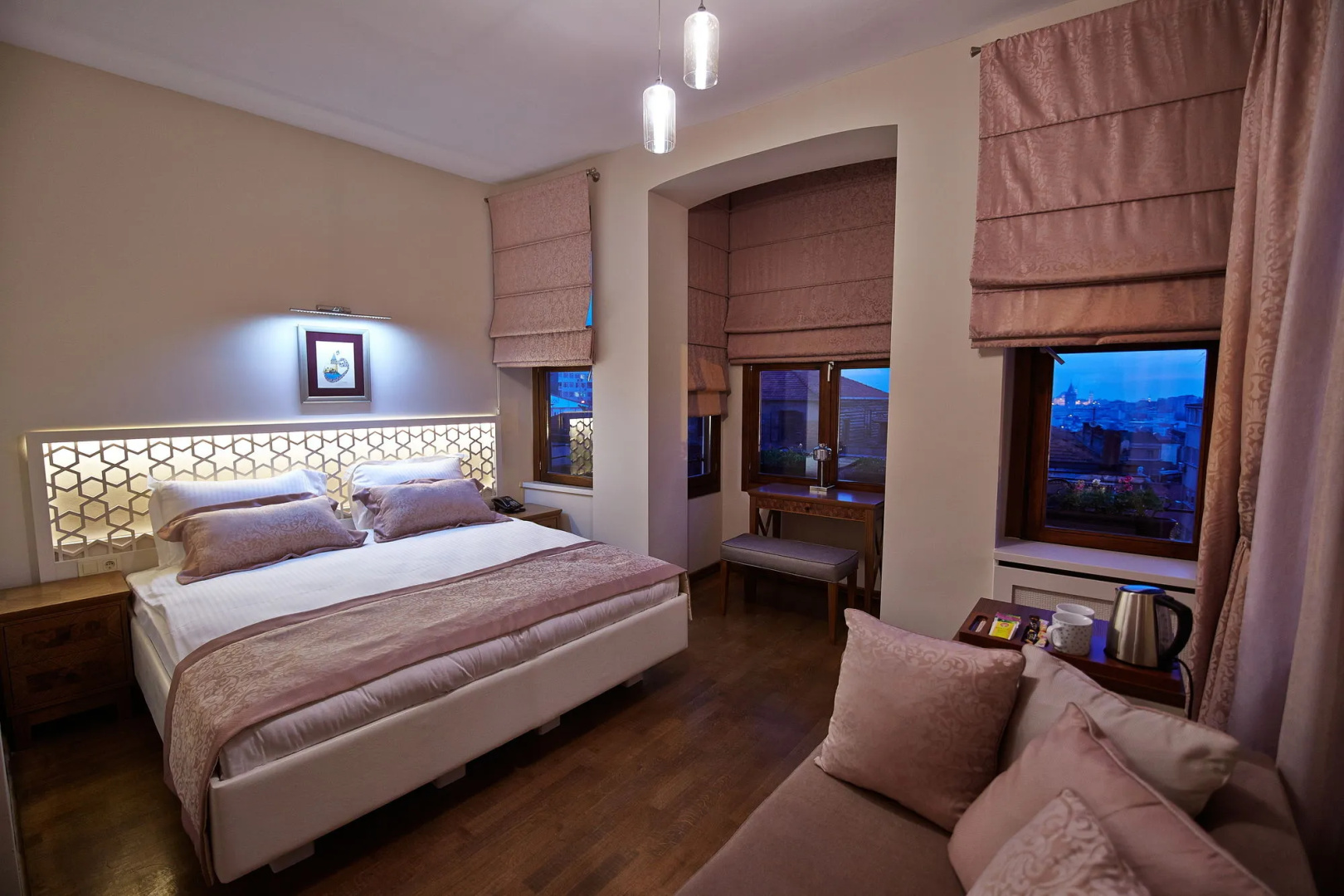 Photo - Arart Hotel