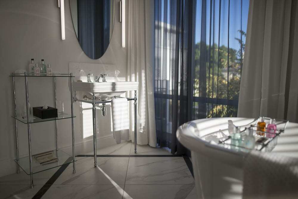 Foto - Queen Victoria Hotel by NEWMARK