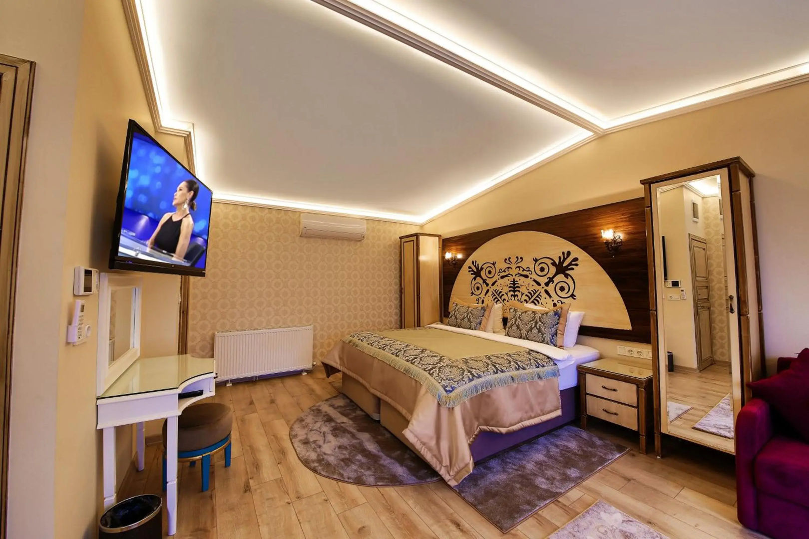 Photo - Katelya Hotel