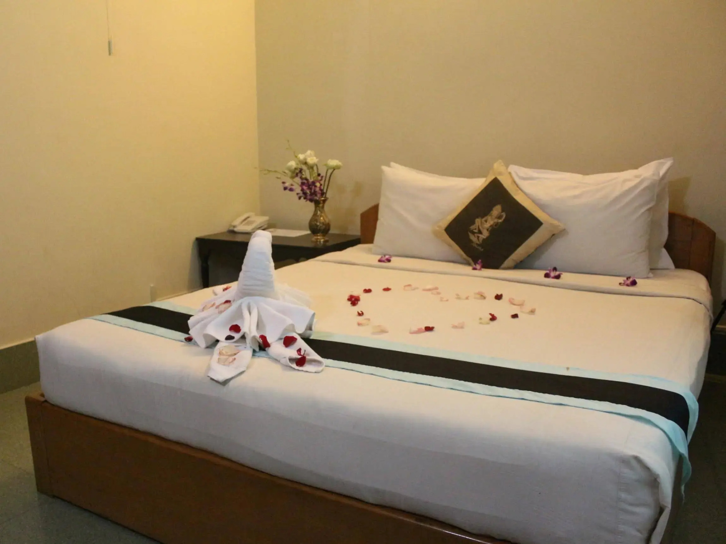 Photo - Central Night Hotel