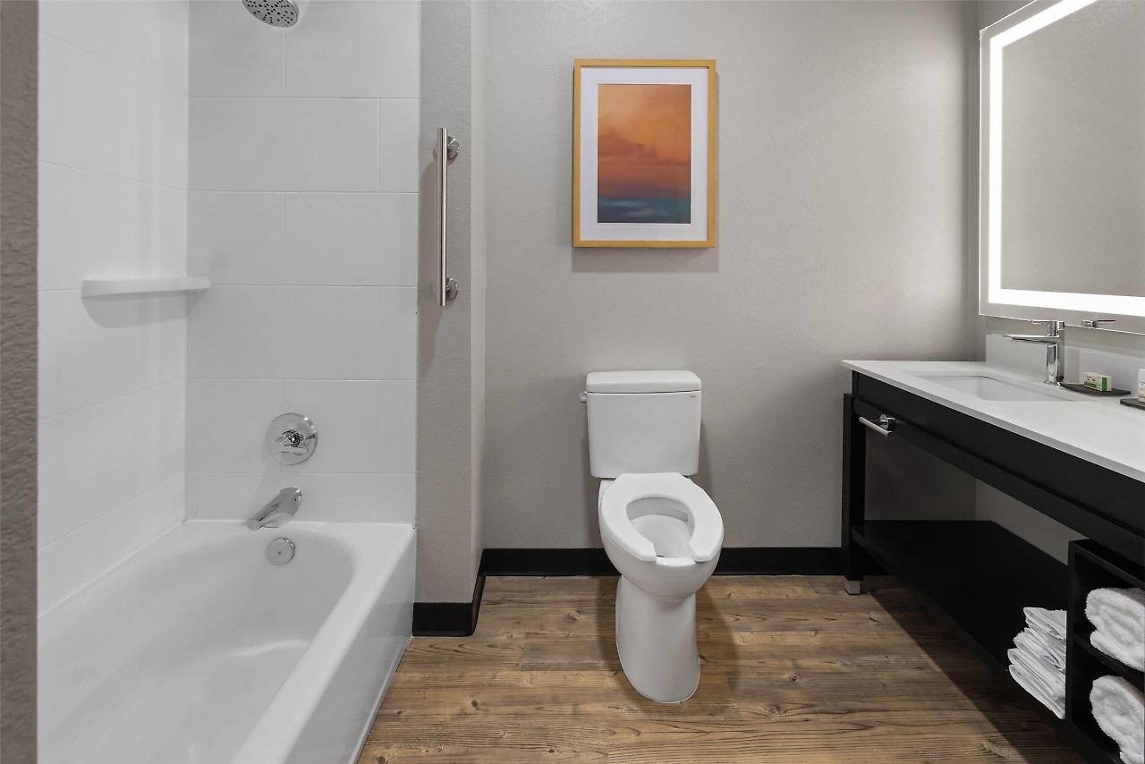 Photo - La Quinta Inn & Suites by Wyndham Phoenix West / Glendale