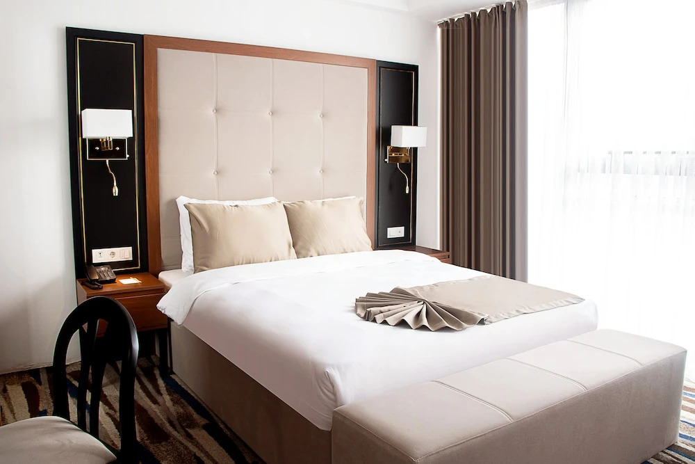 Photo - Shelter Inn Hotel & Spa