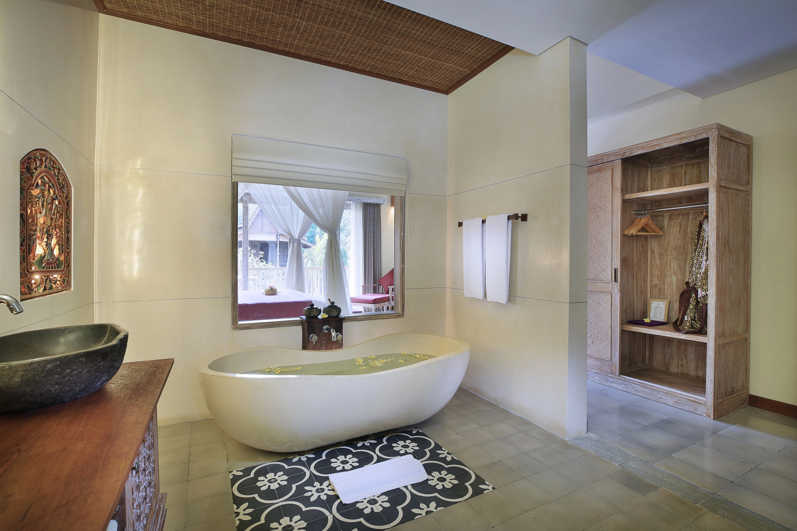 Foto - Pramana Watu Kurung