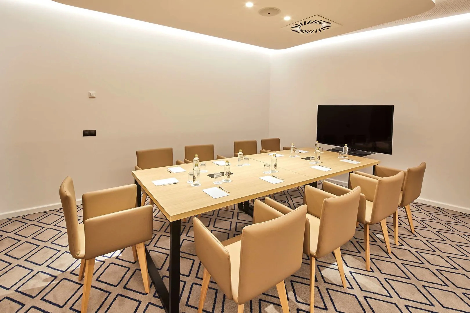 Photo - Hampton by Hilton Barcelona Fira Gran Via