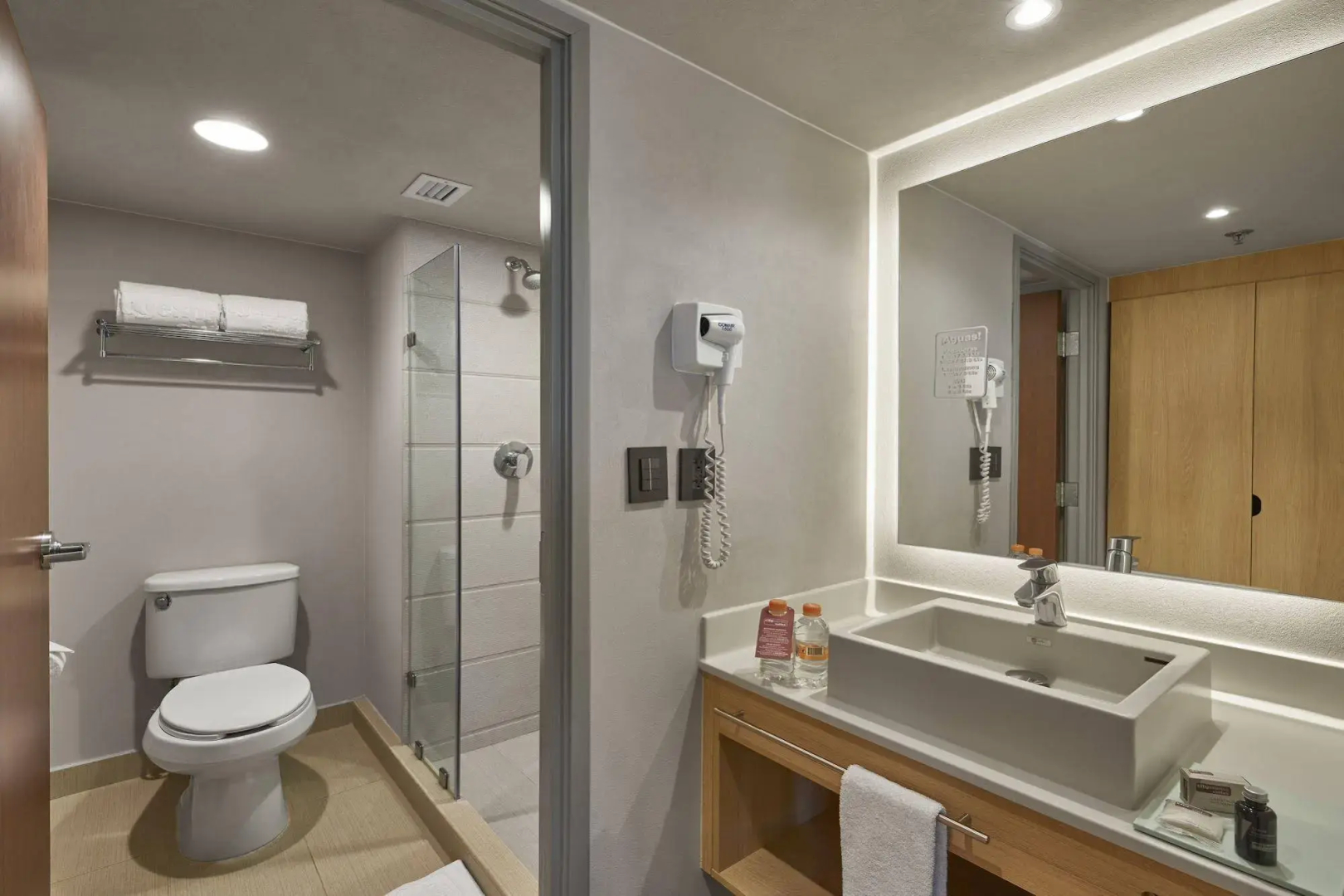 Photo - City Express Suites by Marriott Queretaro
