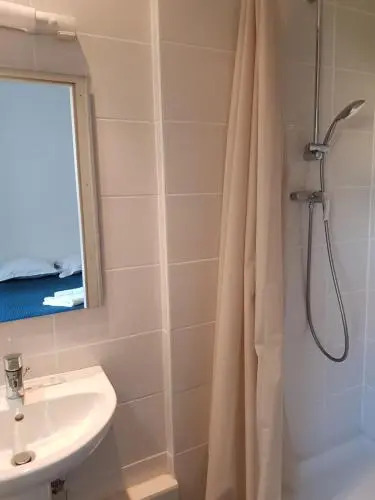 Foto - Budget Hôtel Weber - Strasbourg Centre Gare