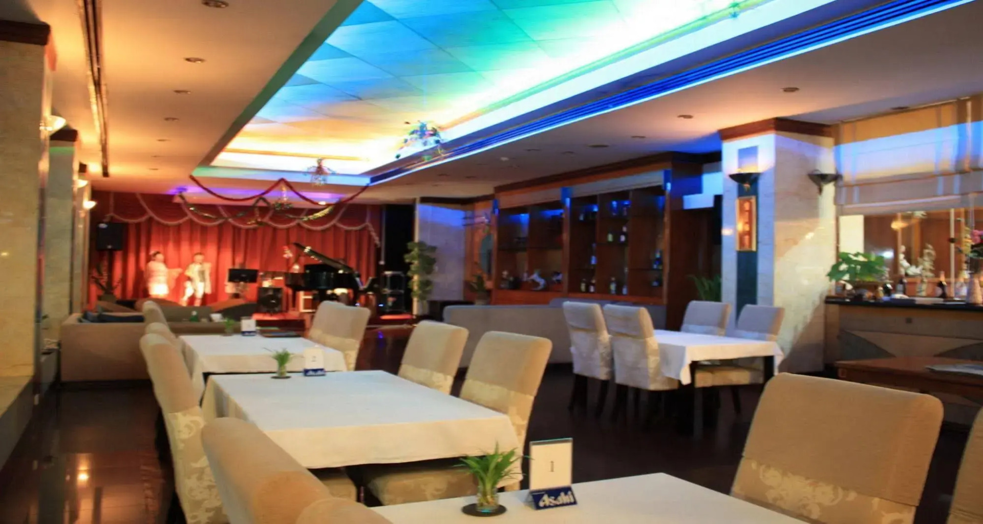 Foto - Summit Pavilion Hotel