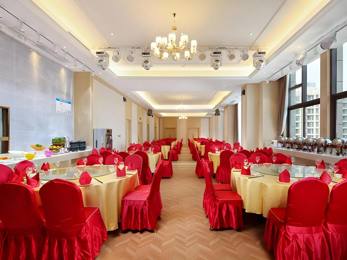 Vienna International Hotel(Chongqing Airport Shop)