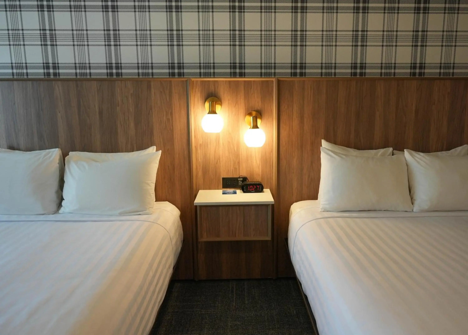 Foto - Travelodge by Wyndham Niagara Falls At the Falls