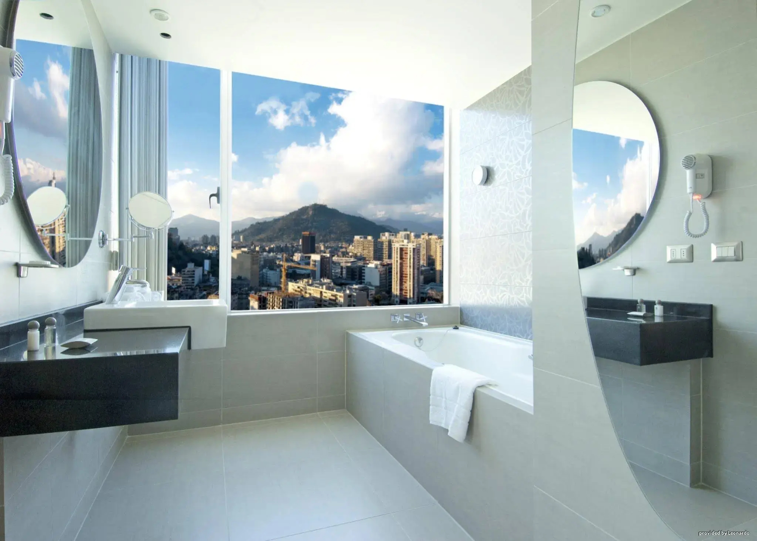 Photo - Best Western Premier Marina Las Condes
