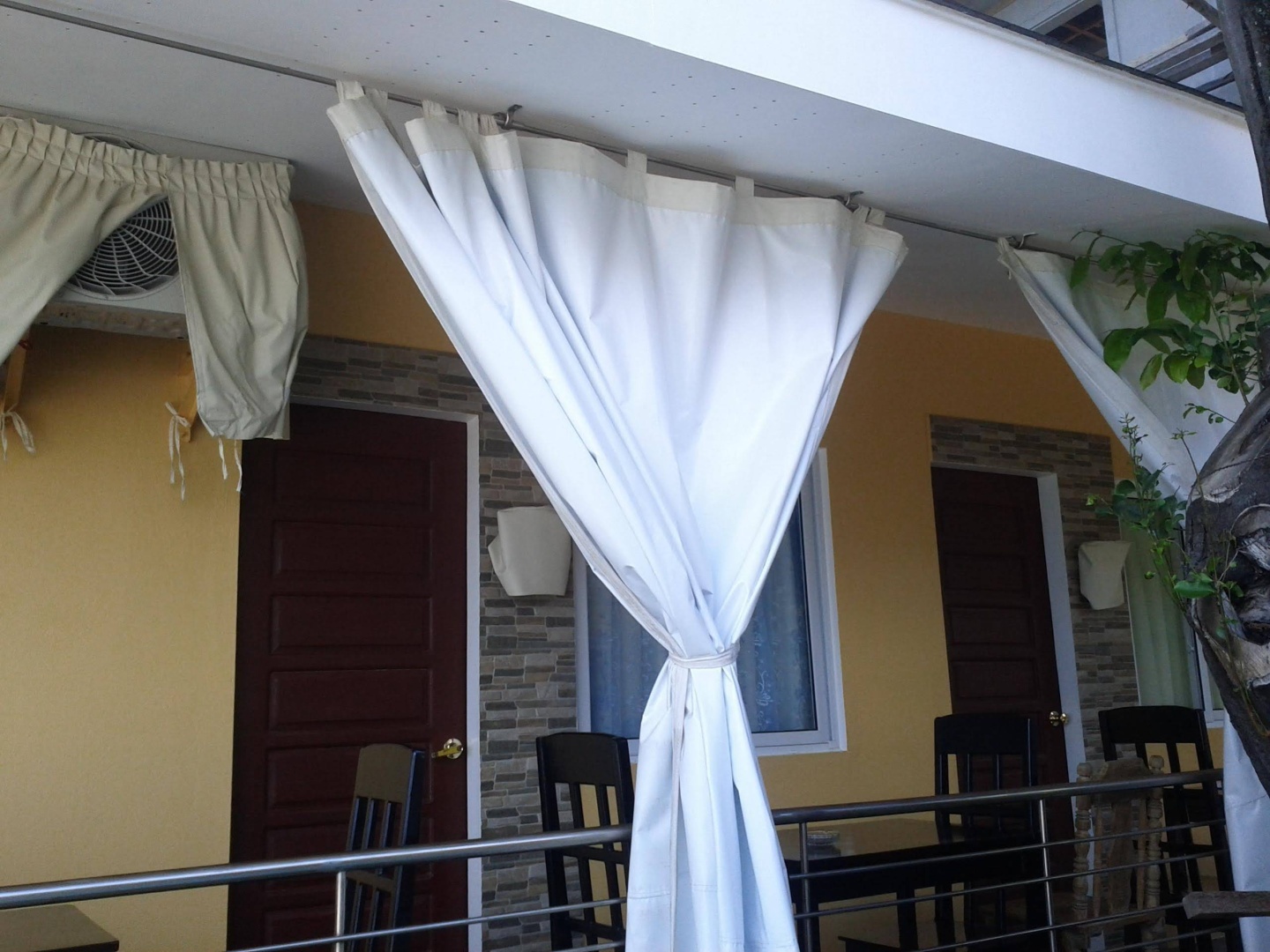 Luzmin BH - Beachfront Cottages
