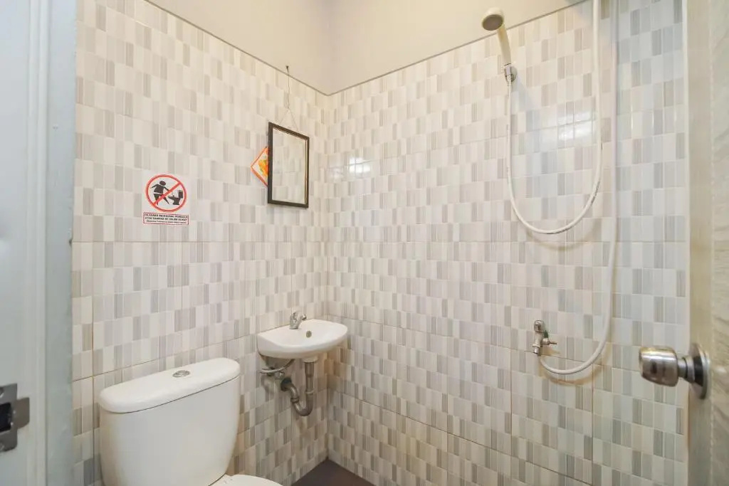 Photo - Urbanview Hotel Arafuru Residence Duren Sawit