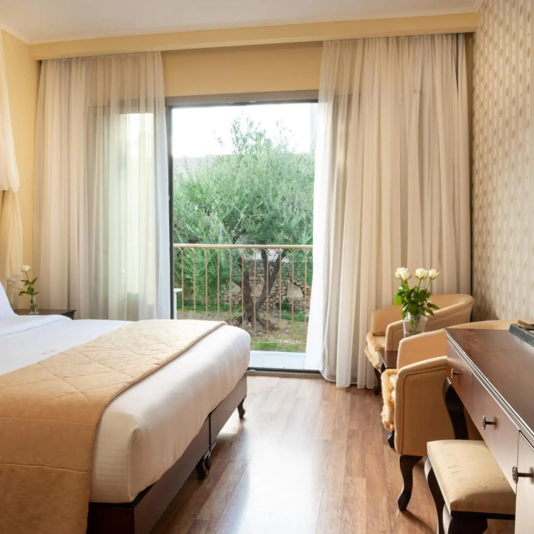 Photo - Halepa Hotel