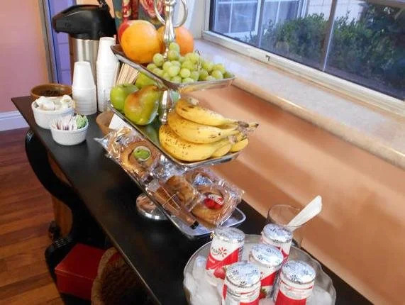 Photo - Victorian Inn