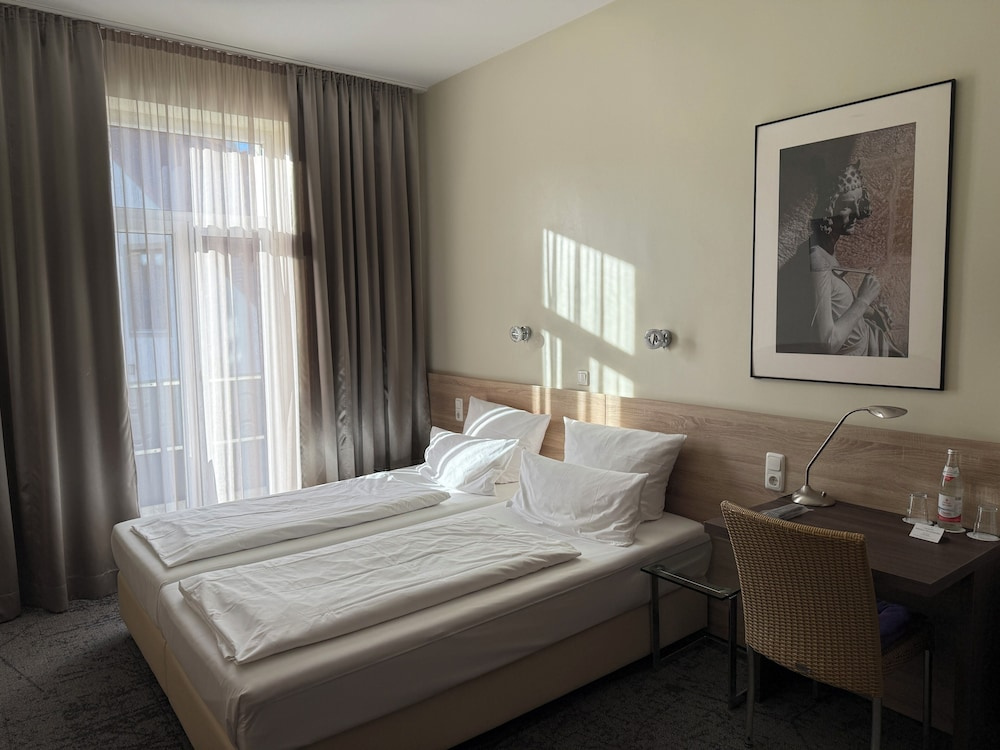 Photo - Hotel Central