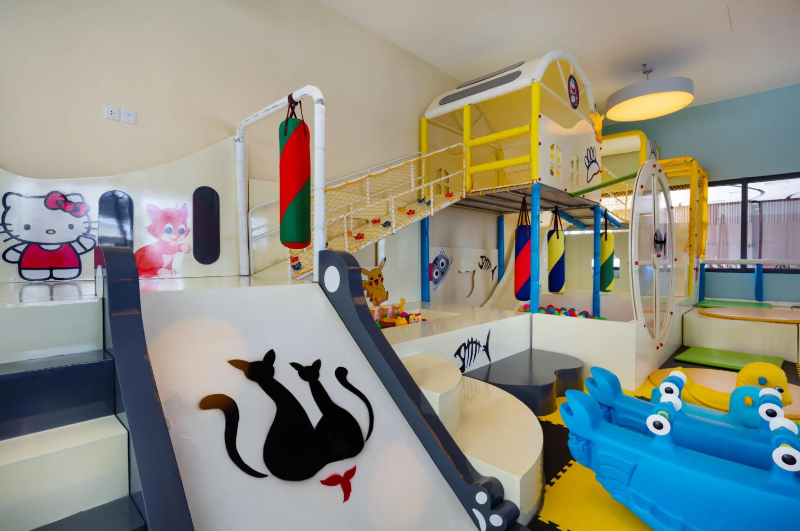 Photo - DQua Hotel