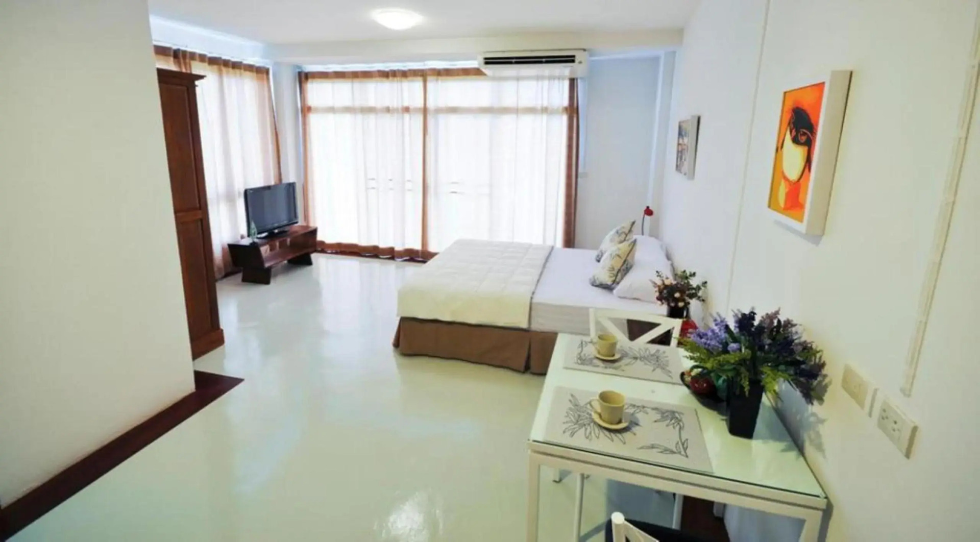 Photo - The Meet Green Apartment