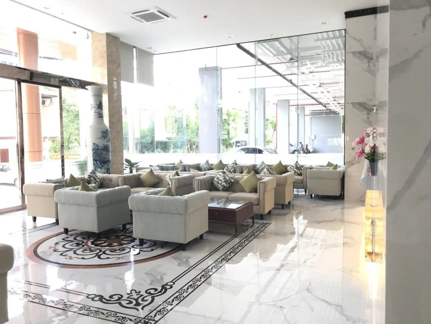 Photo - Golden Jomtien Beach Hotel