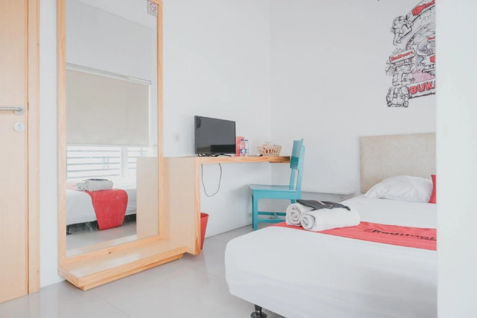 Photo - RedDoorz Plus @ Kapuk Business Park