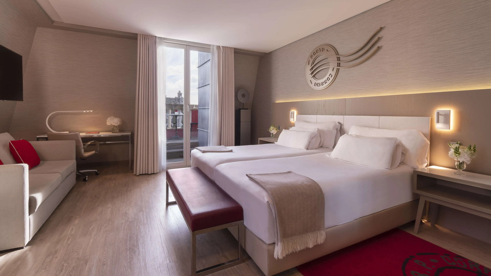 Photo - NH Collection Porto Batalha