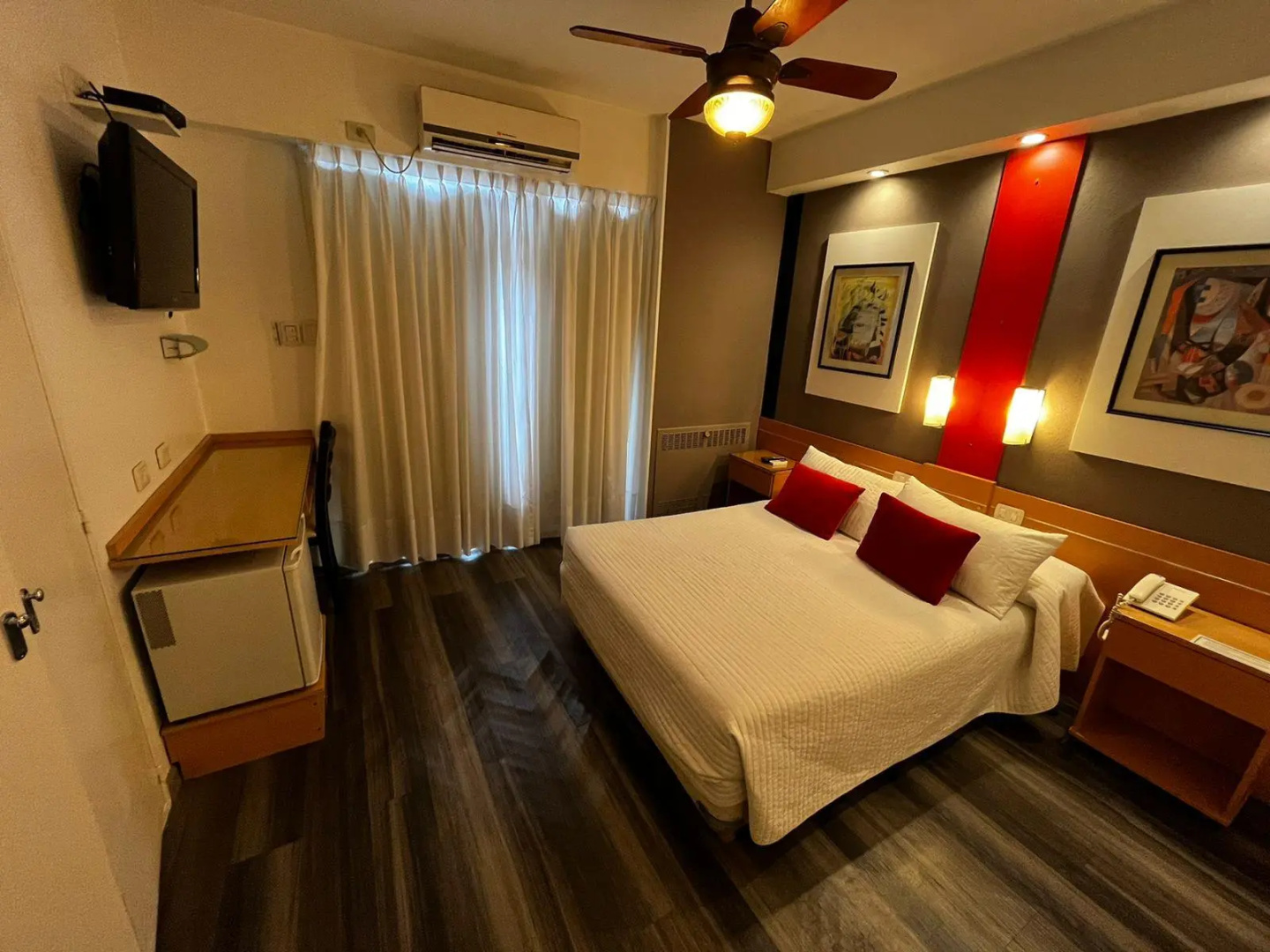 Photo - Sarmiento Palace Hotel