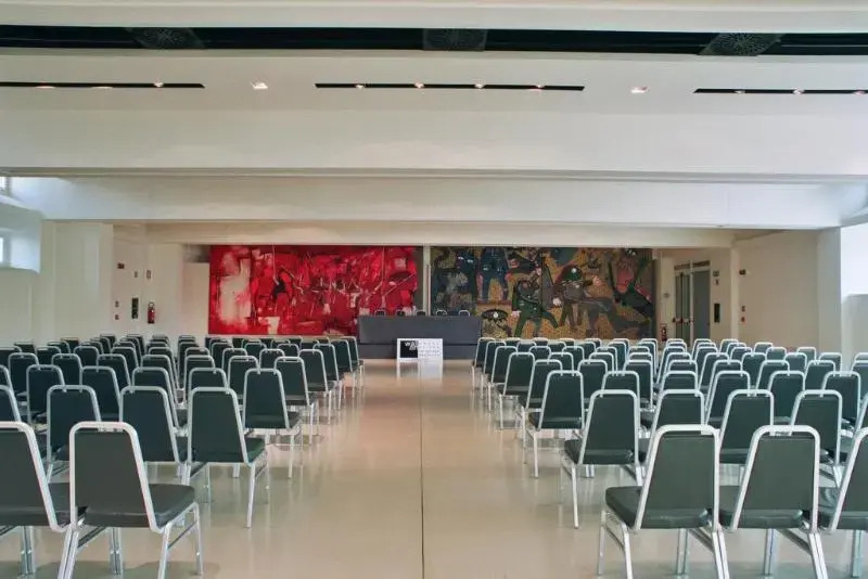 Photo - Wall Art Hotel & Residence