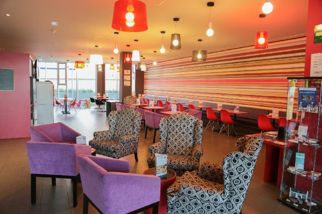 Photo - B&B HOTEL Granada