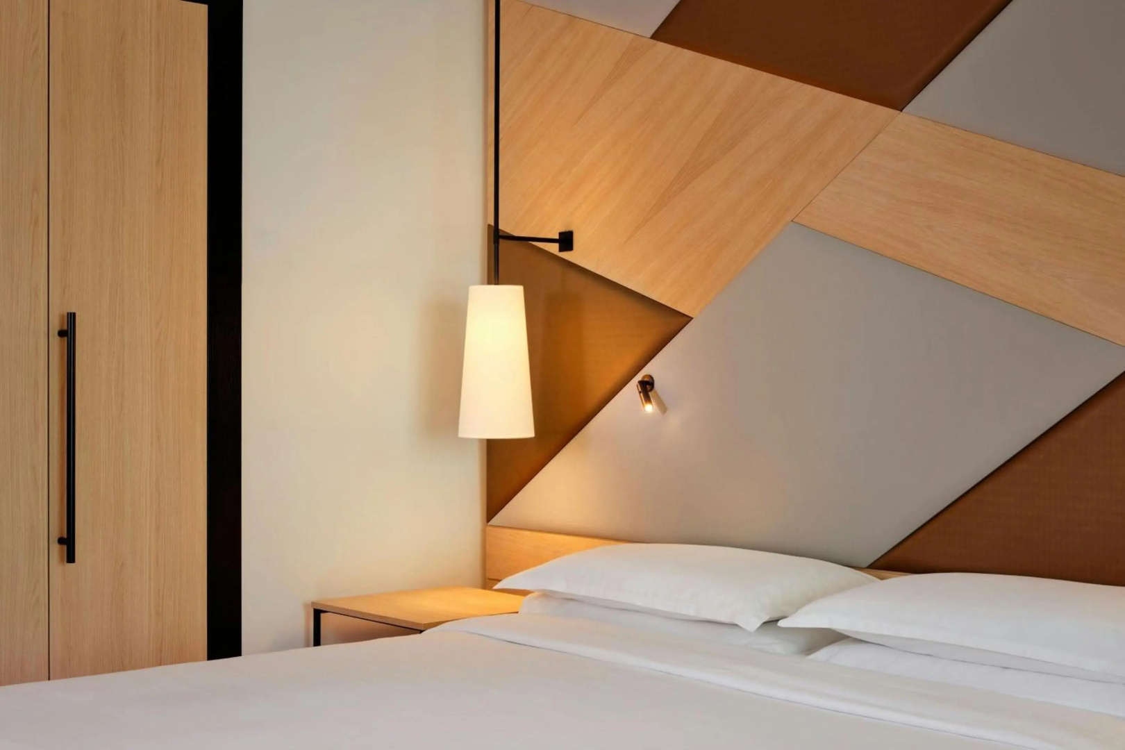 Photo - Sheraton Amsterdam Airport Hotel and Conference Center