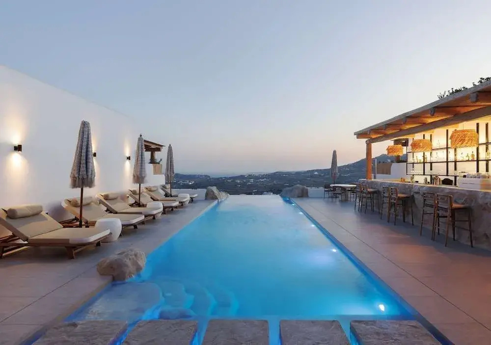 Photo - WhiteArt Suites