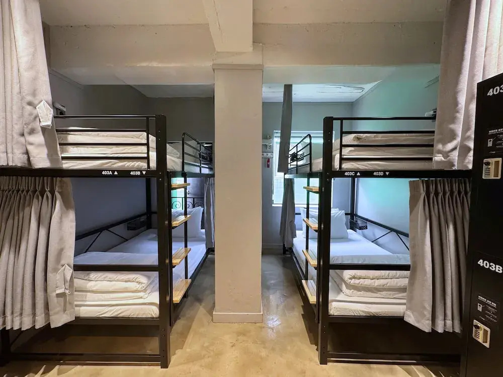 Photo - Original Backpackers